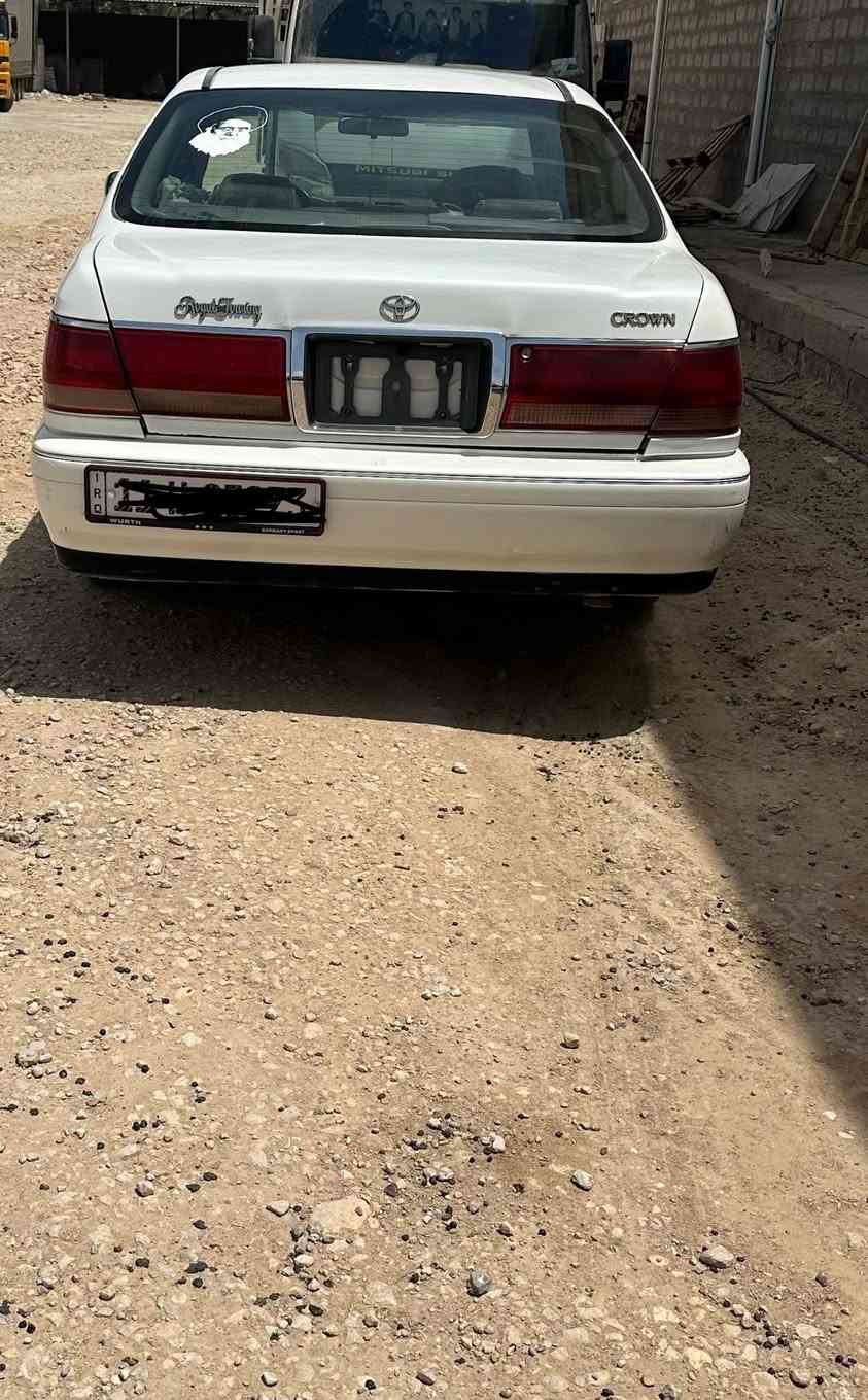 سلام عليكم ملكه كراون  رقم بغداد انكليزي  باسمي شرط لمداور سياره كصتين السنويه ل2030 سياره اربع دكم تبريد قطعتين وثلاجه التبريد شغال ثلج اربع كشنات كهرباء وستيرن كهرباء طخم تاير جوه صدر جديد  صارله شهر مكينه ديفور جبير شرط متنقص شاصي 175سعره  تحويره نجف فوك وجوه السعر 81 المكان النجف 
***********

