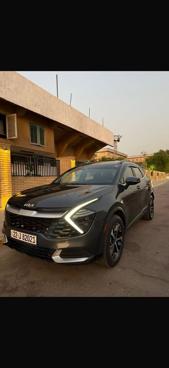 السلام عليكم سبورتج 2023 x4 وارد امريكي حادث بابتين نص بارد وجاملغ مبدل رقم اربيل ماشية 30 ميل فول موصفات مثل مموضح بل صور مكان السياره بغداد 
السعر 225 
للستفسار ***********
