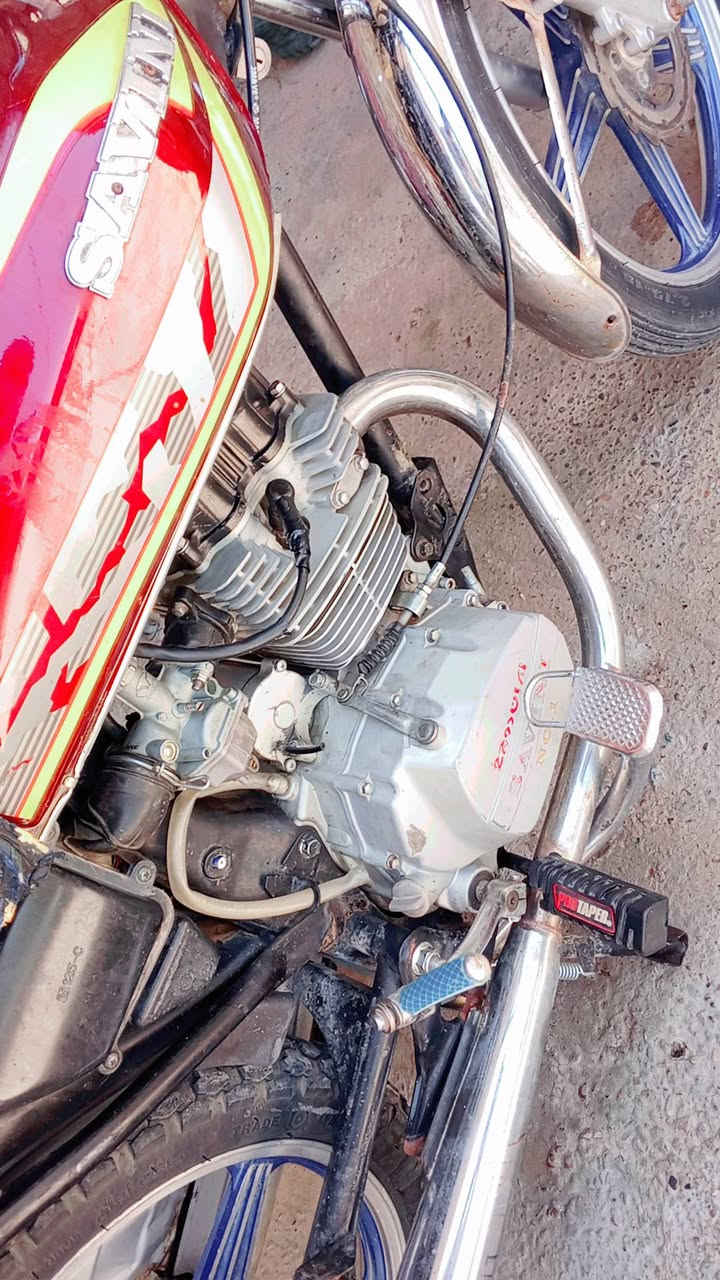 البيع او للمراوس

دراجه موديل20

خمسه كير 

دراجه ناعمه ونضيفه
 

سعرر ب215وبي مجال
 
رقم  ***********
