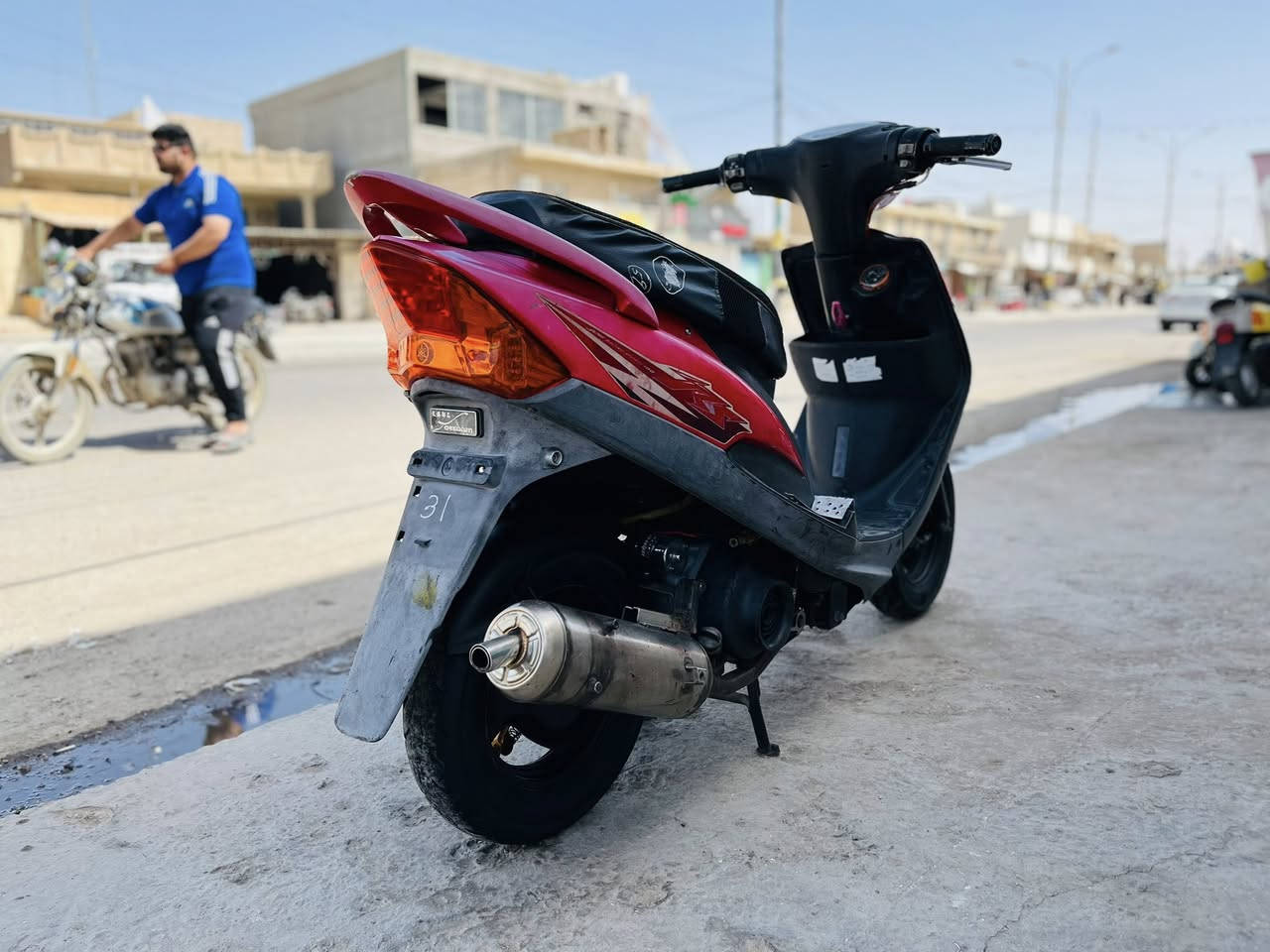 ماكس عدله للبيع بلاديه🈵‼️
تزويد بيه بلادي 

صالنصه ستيل صجيمه

شيال NSY 

يدات بريك+يدات سكليتر 

بك لايت لد سمائي 

سلف koso 

كلجات رياضيّ بلاديه شلعه ومعدل 

دراجه بلاديه ‼️‼️

الي مايعرف بيهن لا يتعبني ‼️

مكاني كربلاء الحولي 

***********
