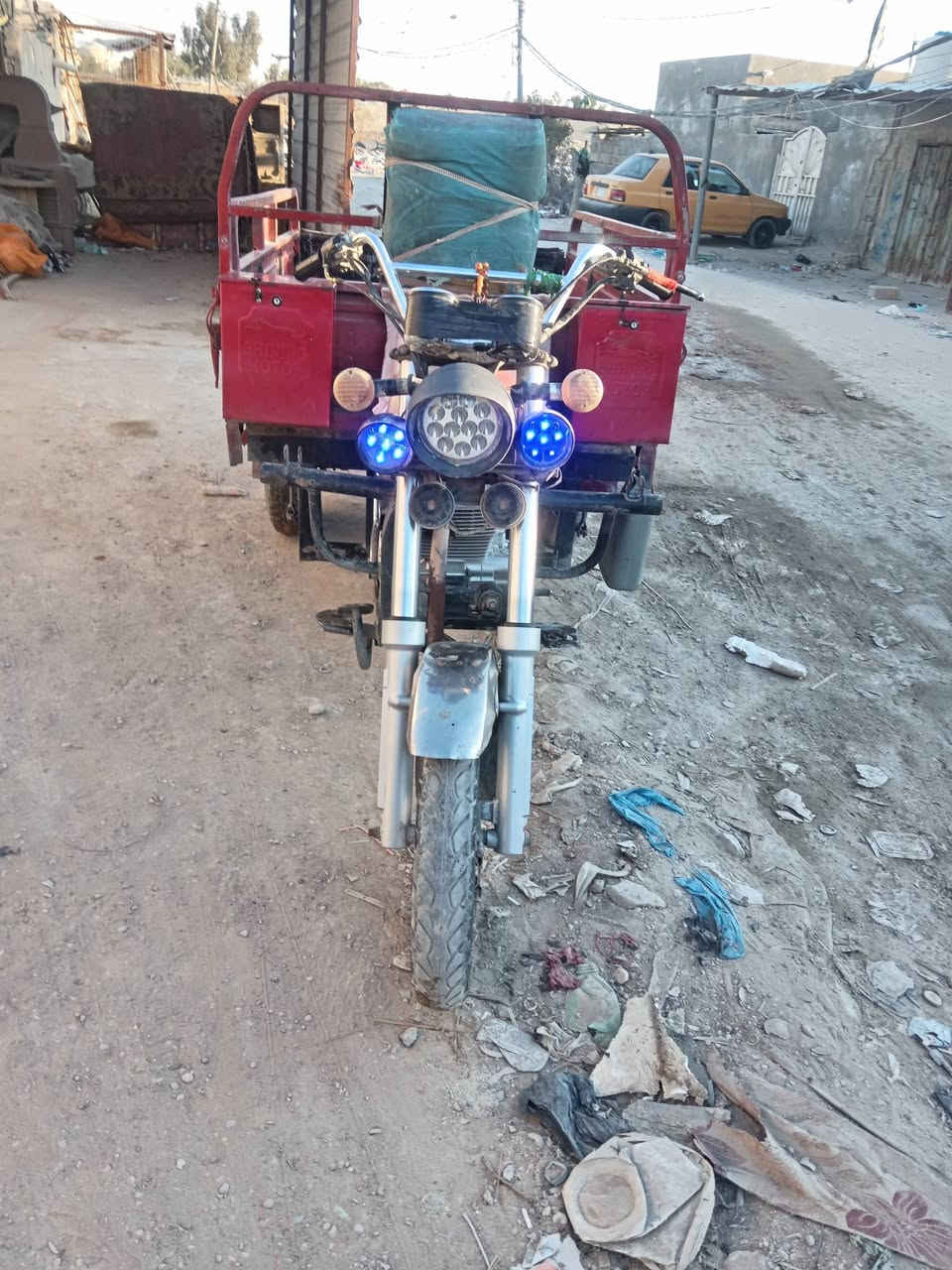 السلام عليكم ستوته للبيع موديل 16 كم رقمه لوحتين الماني ***********
