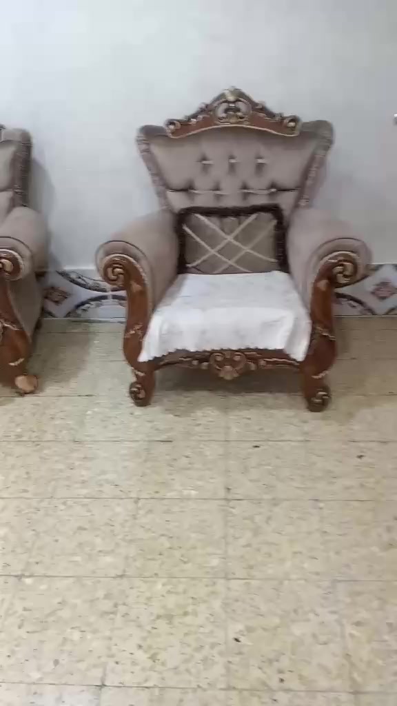 تخم زان تركي.. حطاطه فول.1/1...وياه مفرش كامل..بيع&مراوس..شراي يتصل..***********..../واتساب..***********...اكو سياره توصل...
