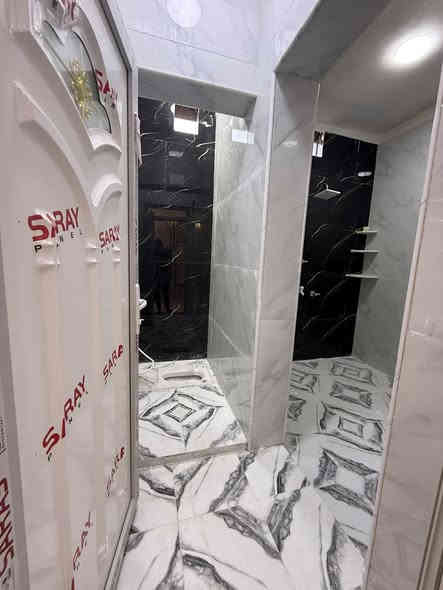 #اسعد_الله_اوقاتكم_بكل_خير 🟥 
دار سكن البيع 
#المساحه 220متر 👍
#جنس_العقار  :: طابو زراعي عراقي وكله اونسخه من الطابو 🟥 
بيت ما شاء الله تحفه 
#العنوان البيت 
البصرة أبو الخصيب طريق العوجه قريب علا طريق العوجه 
البيت يحتوي على  غرفتين نوم 
صاله
مطبخ
ديوان 
صيحات داخلي وخارجي 🟥 
كراج وحديقه بيت مرتب ما شاء الله 
#سعر البيت  117مليون وبي  مجال 💸 
#للاستفسار الاتصال على الهاتف
☎️***********📳
