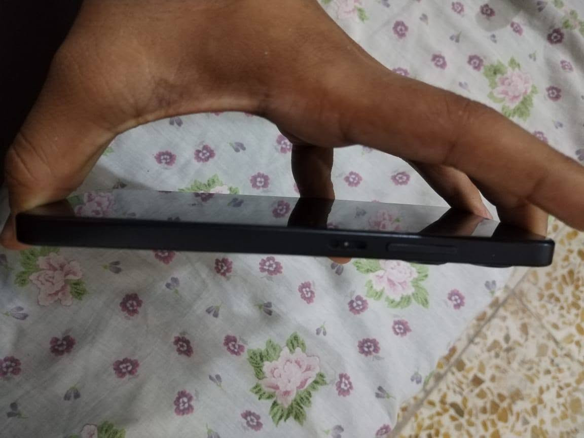بوكو x7برو ذاكره512 كامل ملحقات كارتونه+شاحنه+ الكفر شفاف
الدكمه اطفي وشغل مشلوعه بس يشتغل الجهاز تضغط عل شاسه مرتين يشتغل وكسر بل ضهر 
سعره300 مكاني بغداد


**إذا كنت صاحب هذا الإعلان وتريد حذفه لأي سبب، رجاءا أرسل رسالة إلى الدعم الفني**