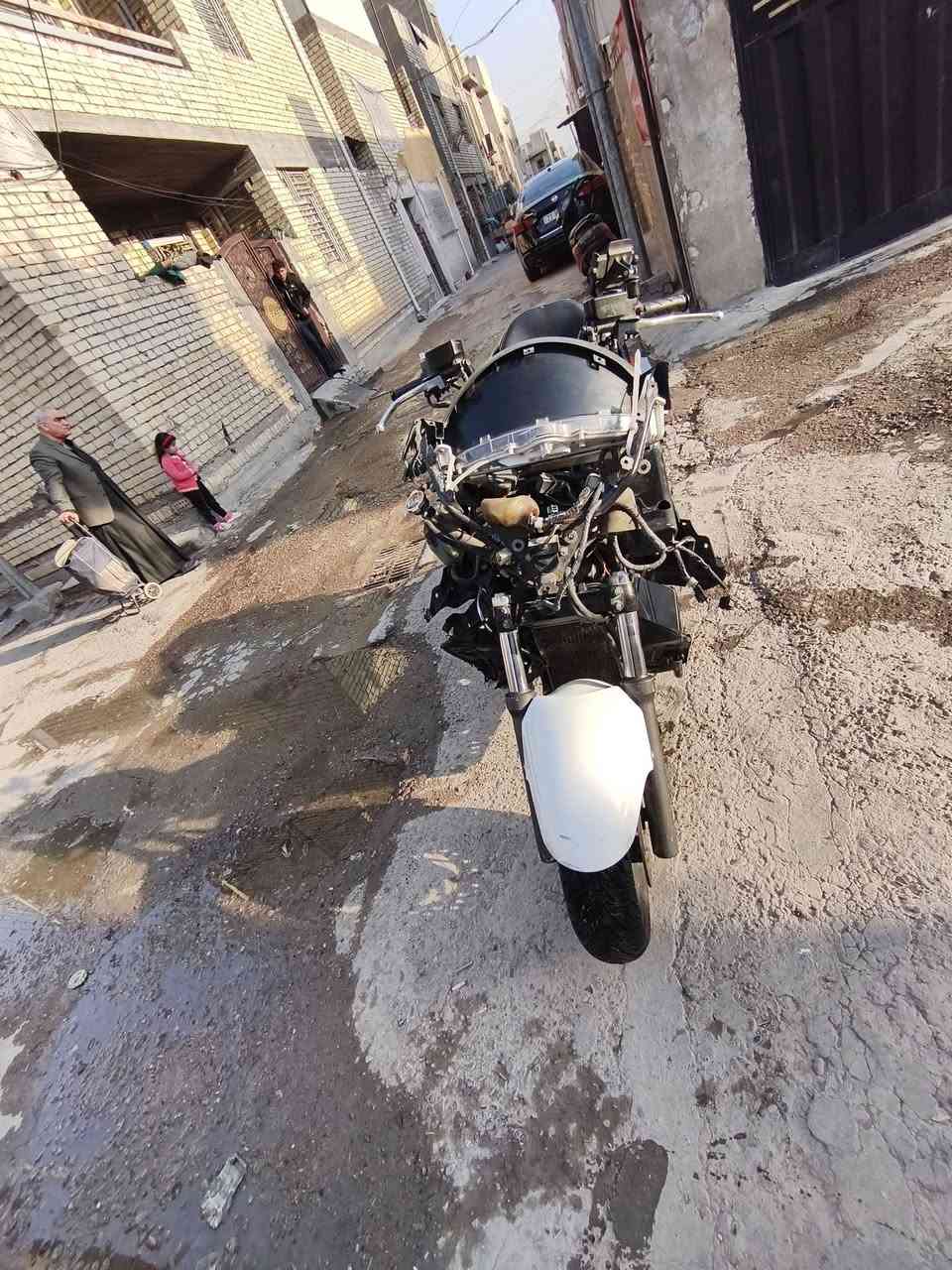 السلام عليكم سلفر جيتي الدراجه نضيفه بس بيه حادث مكينه خرسه المكان بغداد بلديات  *********** للستفسار
