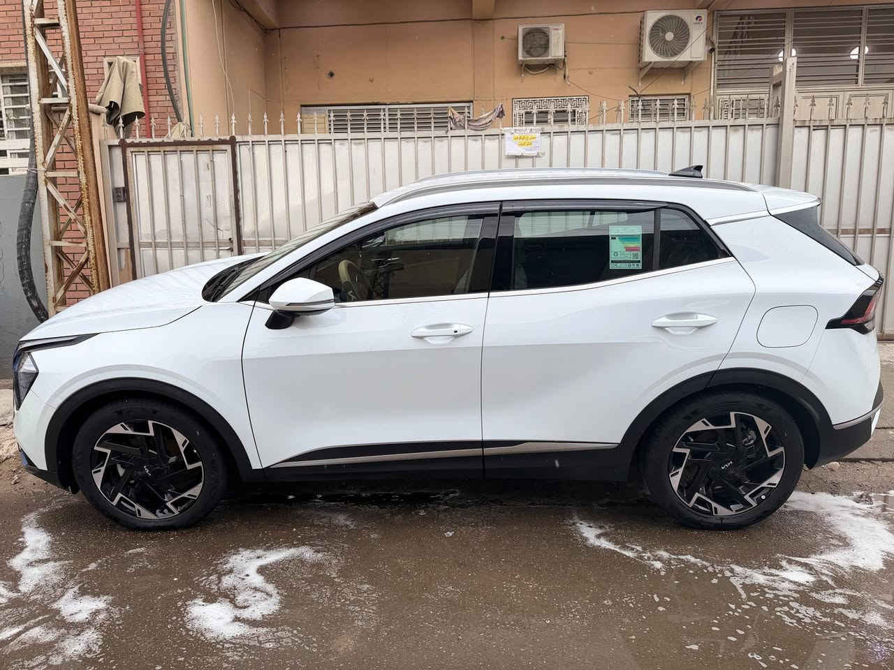 بصمه 
تشغل عن بعد
كشنات تدفئه 
ستيرن تدفئه
موديل ٢٠٢٥
حادث بغداد 
السنويه جديده بااسمي السياره
ماشيه ١٢٧٠٠
رقم انجليزي جديد
السعر 23500$
رقم تلفون ***********
