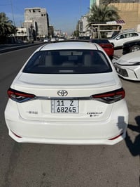 كورلا ٢٠٢٥ ماشيه ١٨ الف كفاله  ب ١٦٠ بغداد  نفق الشرطه  ٠٧٧٠٠٠٠٣٦٩٤