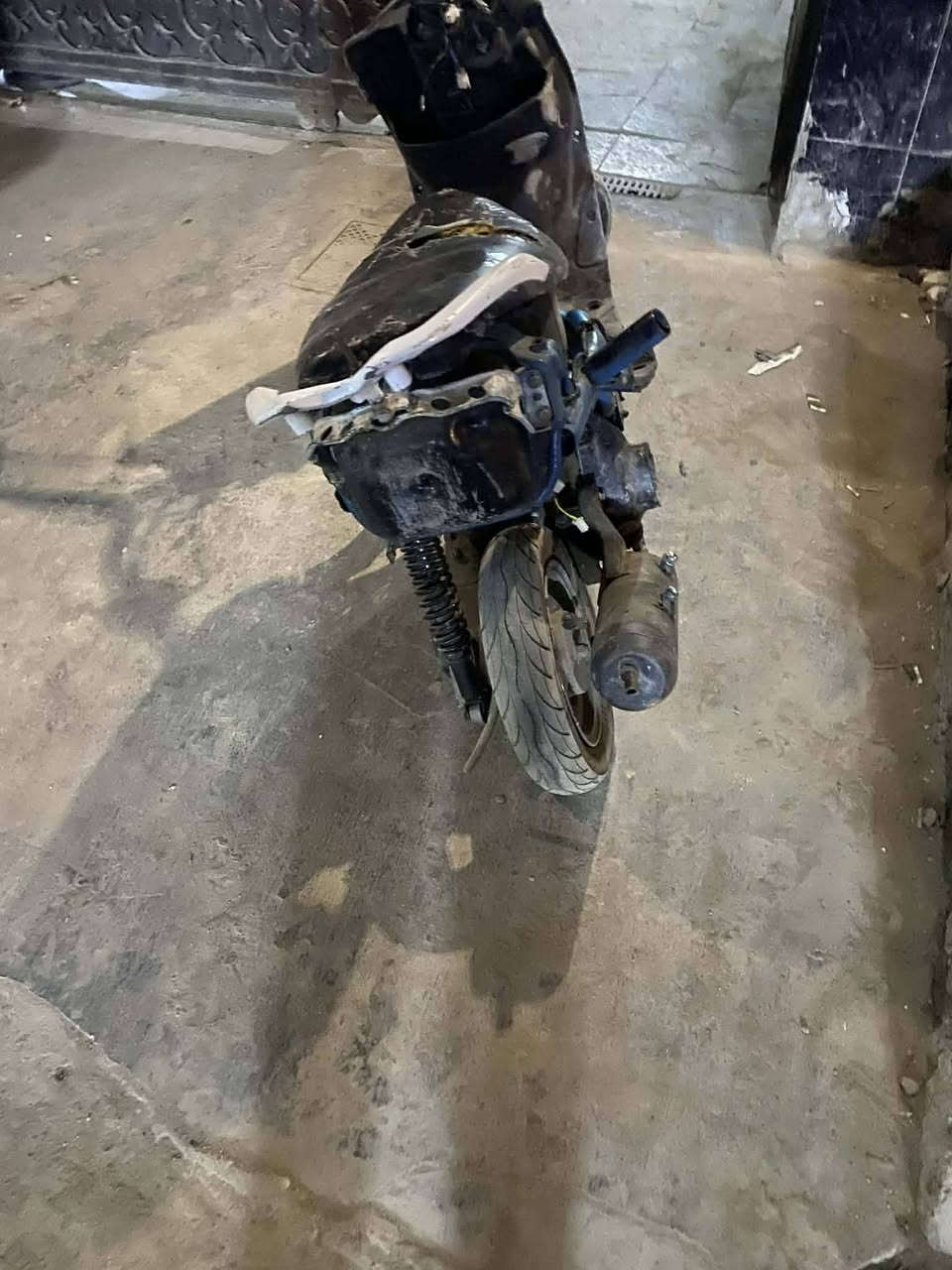 السلام عليكم دراجة للبيع كوم حديد 200  حلال وحرام وبيهة مجال بغداد الشعب *********** متواجد فقط واتساب
