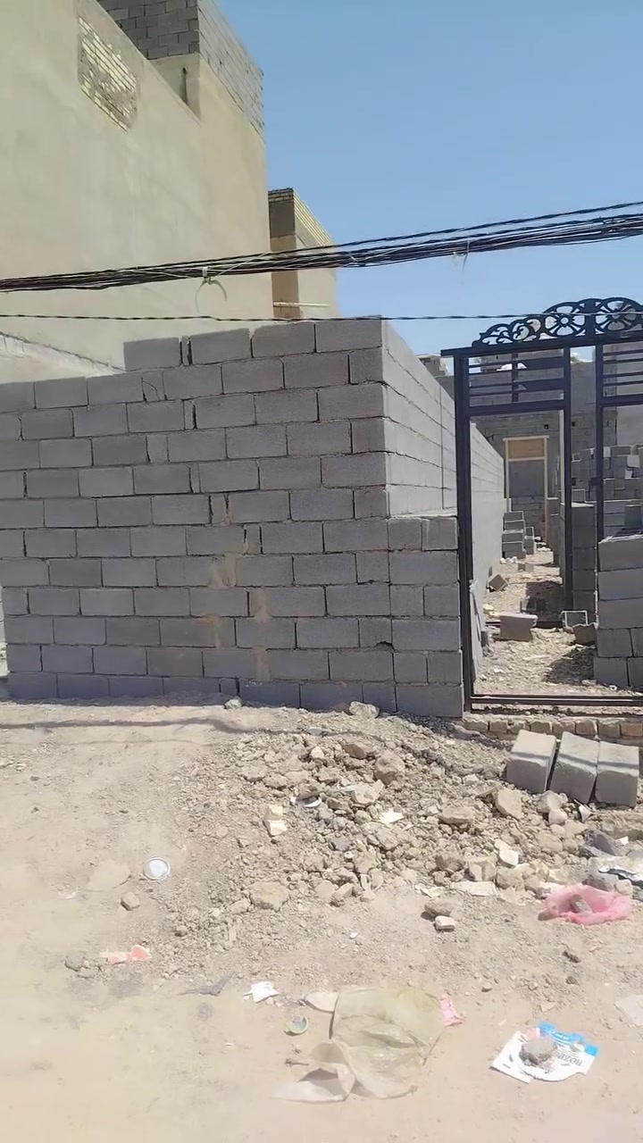 خوان سلام عليكم عندي بيوت للبيع ميايه للبيع بشارع سيد عوده عل شارع واكو بلفرع واكو طابوك واكو بلوك*********** ابو امنه  الزيرجاوي
