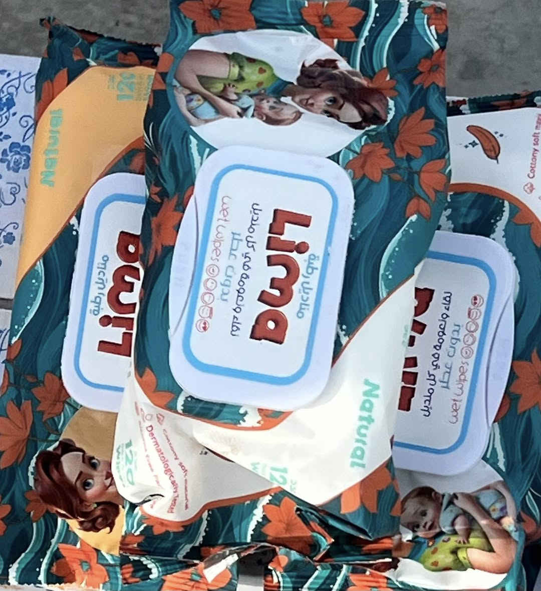 السلام عليكم 
الى اهلنا وناسنا الطيبين 
بالات مناديل امل (( 600 )) سحبه
سعر الباله  25   الف 
العدد   40   قطعة 
او تريد جنطة السعر   7   الاف
العدد  10 قطع والتوصيل مجاااني🛻🛻
📞📞***********
