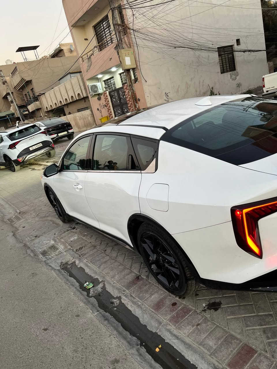 السلام عليكم. K4 gt line أعلى فئة محرك ١٦٠٠ توربو رياضي كير أي تي مو سي في تي ماشية فقط ٢٠٠٠ ميل دخول جديد رقم فحص ومنفيست بأسمي كلين تايتل ولا قطرة صبغ مكفولة داخل أحمر مكان السيارة بغداد حي سومر شارع المدارس .السعر ٢٠ الف.للاتصال على الرقم *********** فؤاد..
