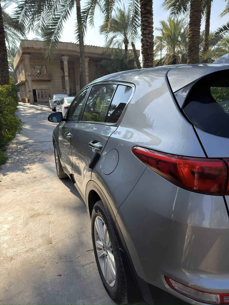 2019 وارد امريكي 
حادثهه جاملغ وبنيد بدون دواخل فقط 
تبريد منظومة جديدة ثلج 
ادامة كامله
 محرك كير مكفول
داخلهه جديد 
هزة جديدة سنوية جديدة رقم جديد ب اسمي تحويل ثاني يوم 
السعر 157 وبيهه مجال
مكاني بغداد الغزاليه 
***********
