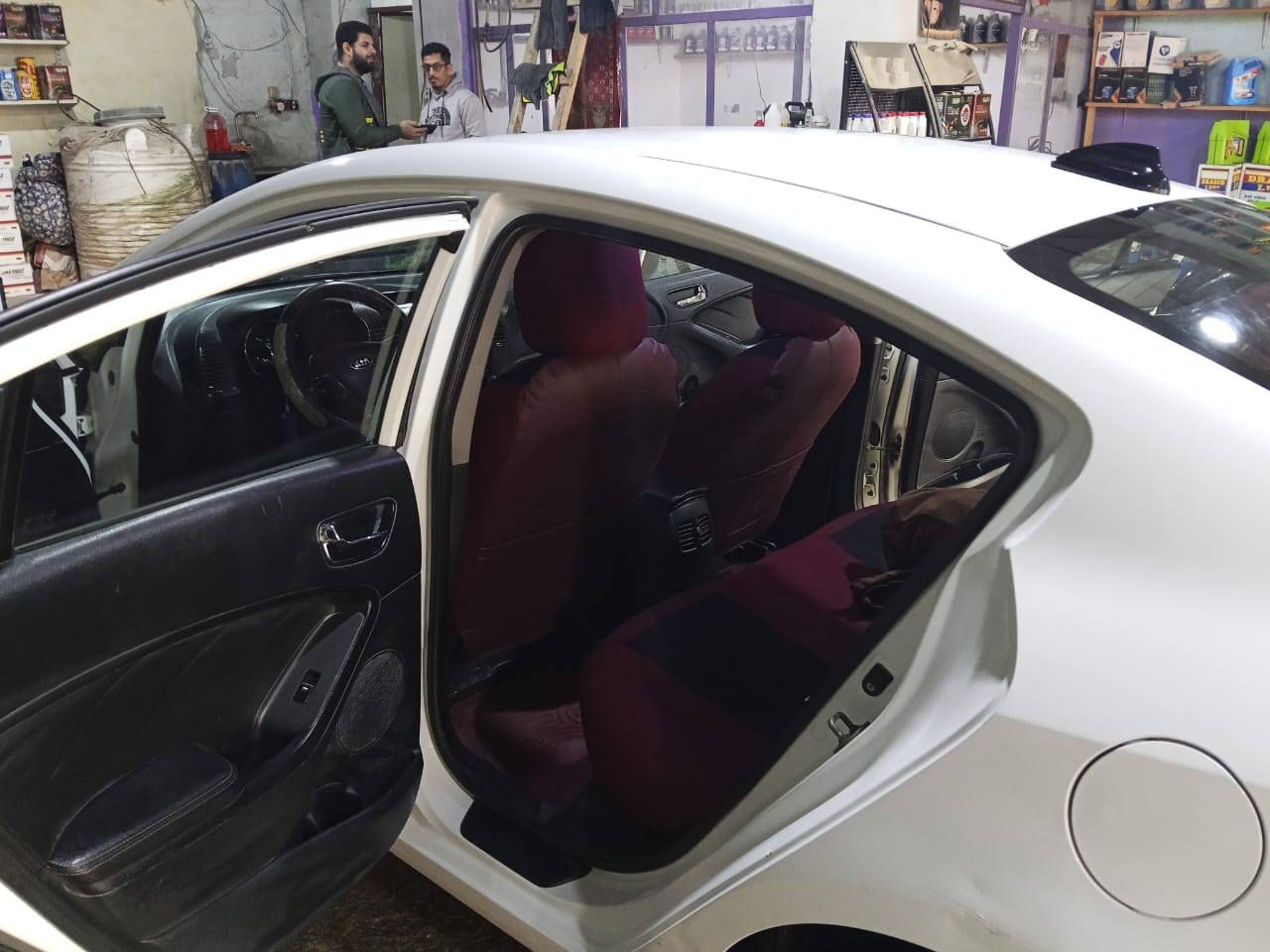 السلام عليكم  للبيع كيه سيراتو 2014 فول مواصفات عدا الفتحه رقم اربيل الجديد سنويه 2030 تريد تحويل تريد وكاله مكفوله كفاله عامه عدا 3 مكانات بارد ولسونار مرفق وياها المكان كربلاء المقدسه السعر 120 وبيها مجال الاستفسار اكثر الاتصال على الرقمم
***********
***********
ملاحضه اخوان.مكلف بل نشر رجآئن للستفسار اكثر اتصل عل رقم
