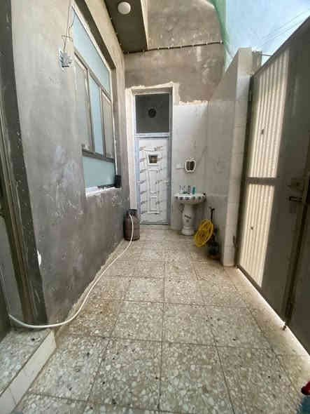 اعلان
 بيت بحي النفط  100 متر طابو  زراعي بي قرار محكمه 
يتكون من غرفه وصاله ومطبخ واستقبال 
وصحيات داخليه وخارجيه
 
  بسعر   ب 60 مع المجال 
 او مراوس.

تفاصيل اكثر مراجعه مكتب الساعي للعقار 
اولا تصال بالارقام التاليه 
***********
***********
عنوان المكتب سايدين حي الشرطه مقابيل اسواق ريتاج 🧿
