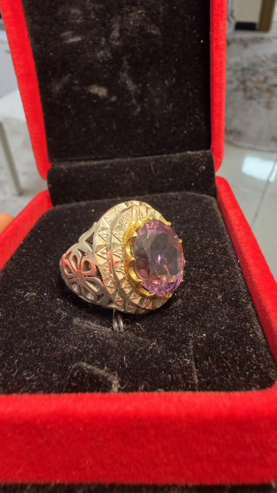 بسبب احد الشرفاء حجزهن ودزيت وما استلم الطلب اعيد النشر
خواتم جمشت عدد 2 صياغات جميلة يدوية    ابيع سويه وسعر مناسب اليريدهن يدلل يتصل ***********
