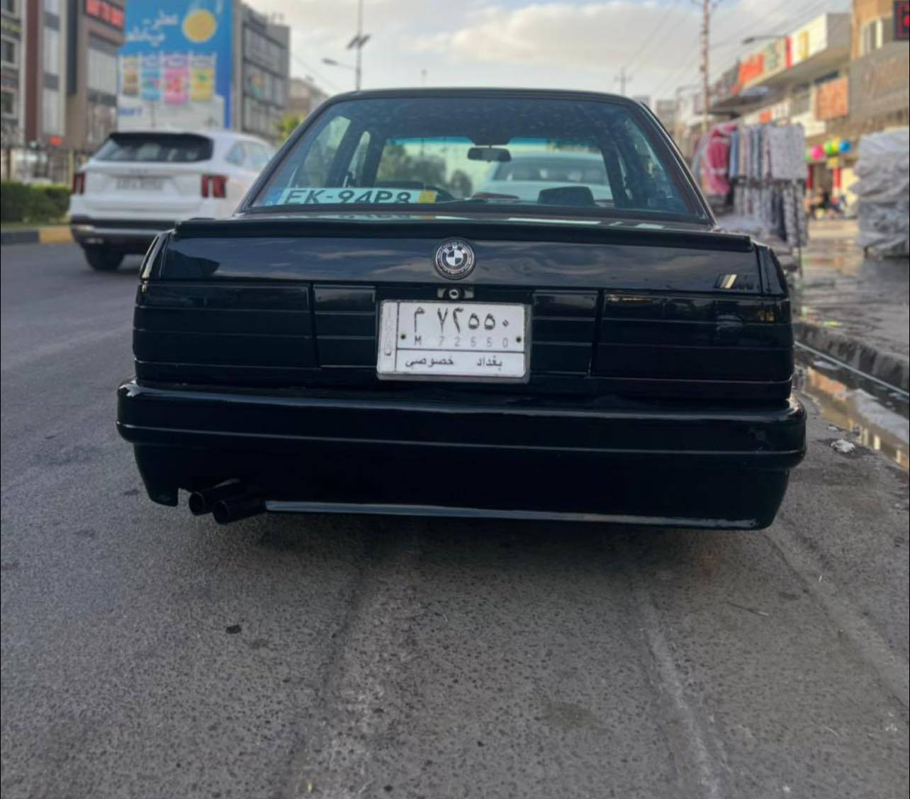 السلام عليكم
بي ام زعره حجم ٣٢٠

موديل ١٩٩١ رقمه بغداد شرط التحويل بدون تحويل ما ابيع..

مكينه٢٠ مفتوح مكينه حاوية  كير عادي جاترك ٢٦٠

اكسل  عربانه ٩٥/١٠٠نطيفه حداديه اماميه تعبانه

مشط الچبنه كايمه يكلف ٩٠ الف 

حجر صالنصة وحجر بيئة موجود شغال 

كمبريسر تبريد مشدود نقص بواري وفان 

السيارة غرفتها بيها نواقص اكرر واكول بيها نواقص دوشمه ومسجل وسماعات موجودات بس تشدهن ..

تايرات نضاف 

السيارة لتتصل وتكلي شبيها كلشي ذاكرلك كير مكينه اكسل كفاله ابيعها مال تعمير لتجيني وتكلي هاي نقص بيها شوفت عينك سعرها بدون اي عملة من الاخير 30 ورقة واسف عن 

***********.   الاطالة
