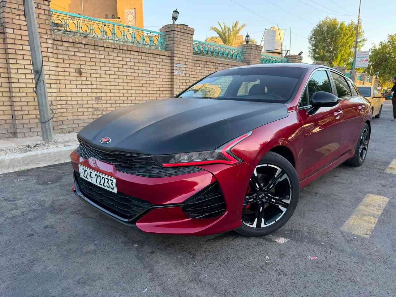 السلام عليكم  بيع فقط  بدون مراوس
كيا K5 2021 جي تي لاين  
السعر 123 وبيه مجال قليل 
وارد امريكي حادث مرفق بصور 
بيه 4 قطع صبغ و 2 كلير. 
رقم اربيل بسمنه شرط التحويل 
هزه وسنويه ورقام جدد
بصمه تشغيل 
4 انضمه قياده 
رادار امامي وجوانب 
سايد بريك بصمه 
شاشه كاربلي
لدات امامي متغير عل تليفون 
لدات خلفي 
كشنات جلد وكهرباء 
مكينه 1600 توربوو ✈️✈️
ماشيه 94 ميل 
اوتو هواد 
قياده ذاتيه 
تنبه عند الخروج عن المسار 
السياره جاهزه بدون اي نقص مكينه وكير وصدر وتخم تاير كله جديد 
مكاني بغداد مدينه الصدر 
للستفسار 
***********
***********
مكاني بغداد مدينه الصدر
