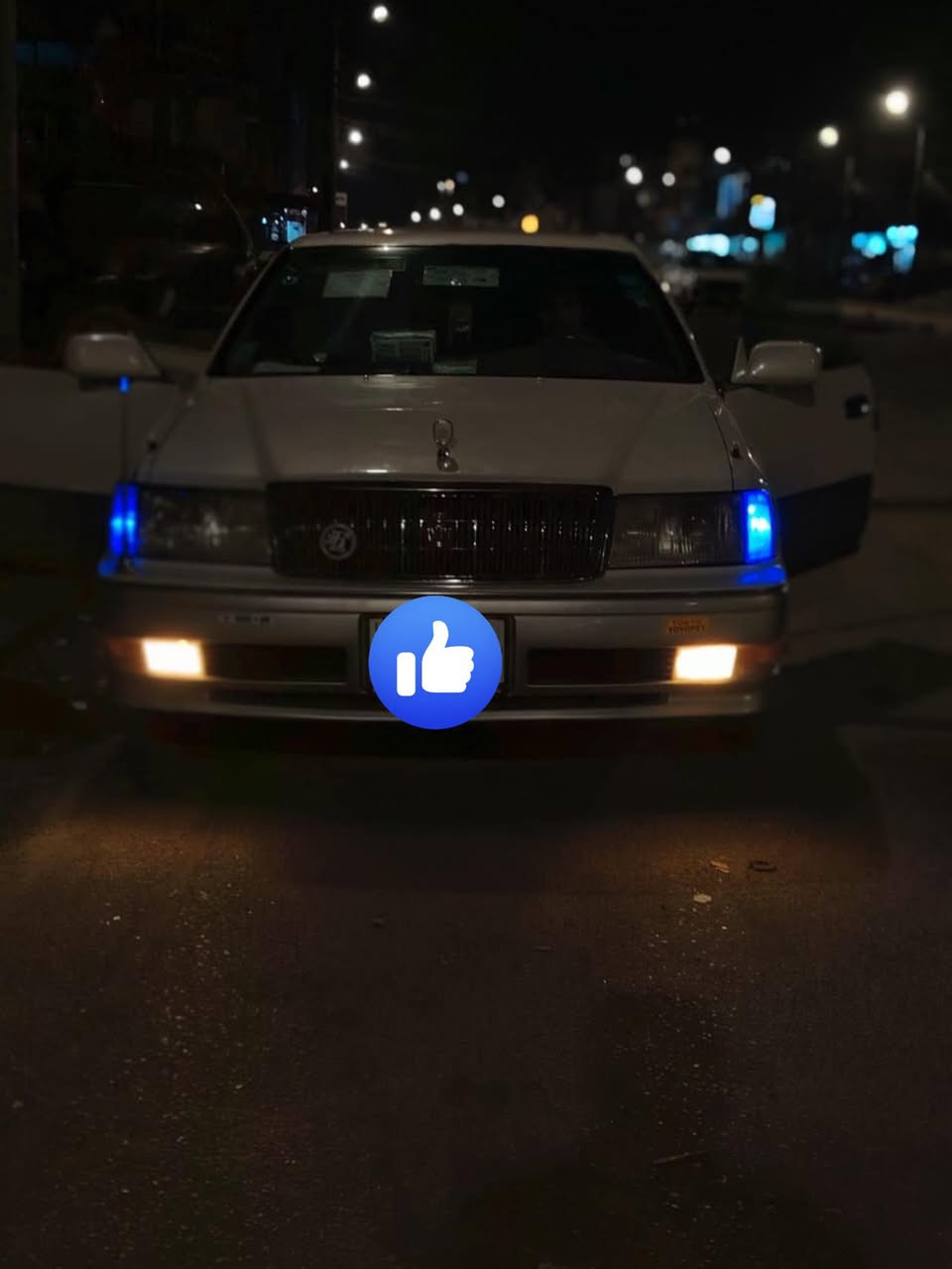 راس الثور فلات سياره تخبل سنويه 2030سيارع فقط مكسوسه شفقه علمود التنته ولتبريد واكف ماعرف شنو غاز او ليك ماعرف الباقي كفاله عامه محرك كير خير من الله السعر 100 وبيه مجال بصيط وحياكم الله ***********
