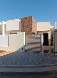 يتوفر بيت للبيع في مجمع حوراء بغداد بلوك 17  مساحة 200م طابق واحد  موق...