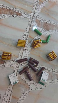 ٣٢ بطارية