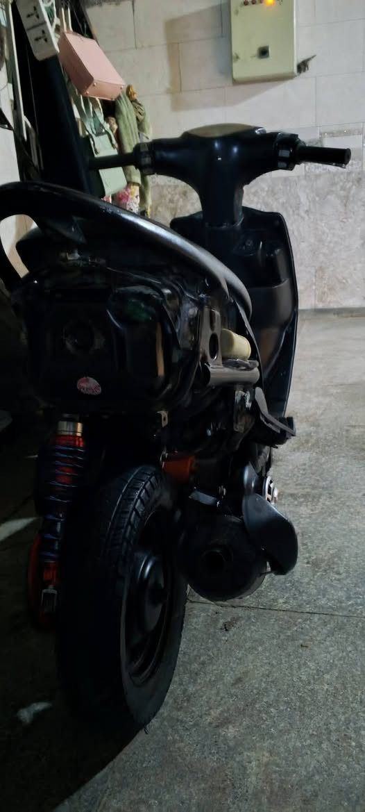 للبيع ب500مراوس موجود خاص
بيها صالنصه اف ام
بيها دبل خلفي سبع الوان
قبق فلاوين 
صدر رياضي
 تواير جدد
يدات بريك 
فج وعمبار بلاد
كفر بلادي كامل موجود
اشاير حمراو بك لايت احمر ذيل ترايش موجودات
مكاني سوك الشيوخ 
***********
