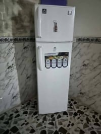 ثلاجه • للبيع