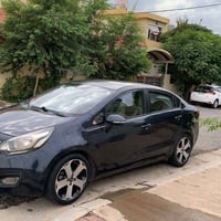 ٢٠١٣ • اوتوماتيك • ماشي ٢٢٠٠٠٠ كم