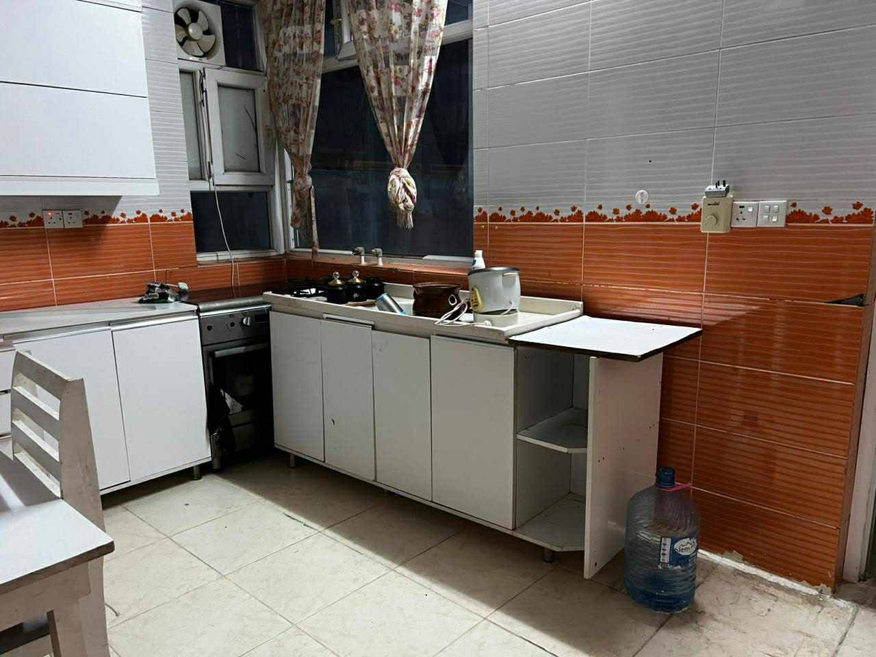 فرۆشتنی خێرا 
چەمچەماڵ 
بۆ نرخ مەسج بکە


**إذا كنت صاحب هذا الإعلان وتريد حذفه لأي سبب، رجاءا أرسل رسالة إلى الدعم الفني**