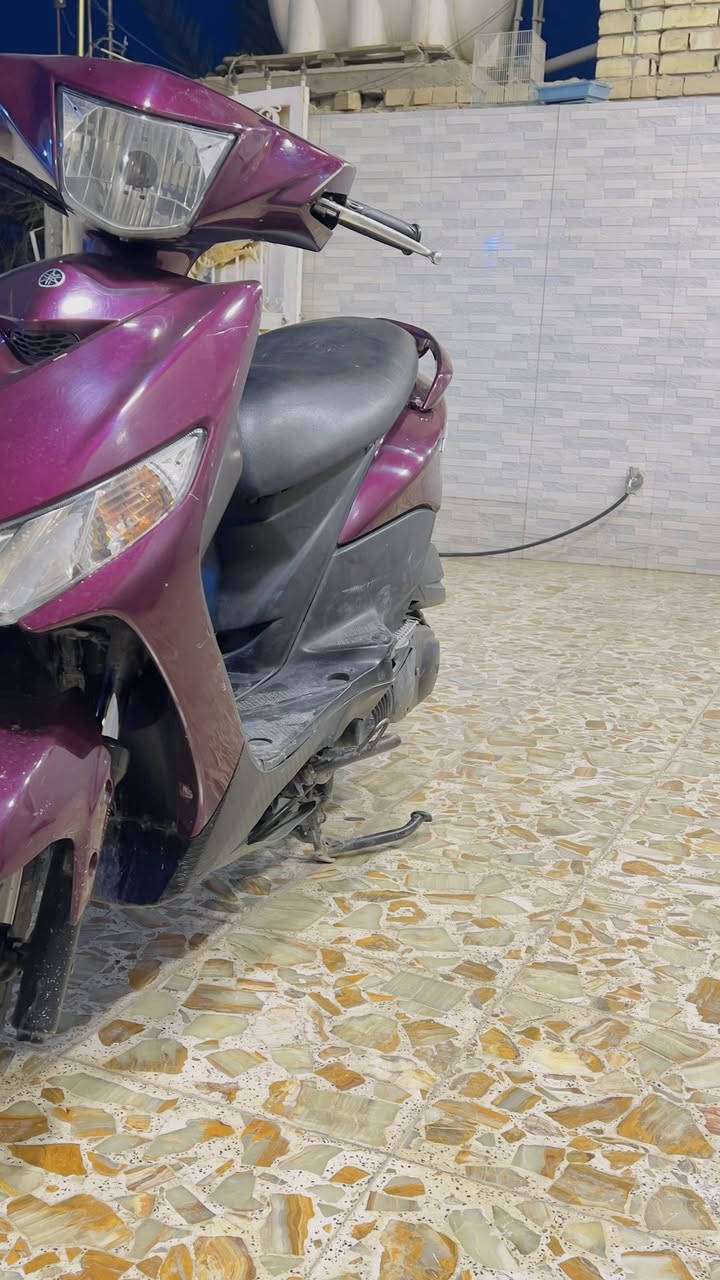 سلام عليكم يابه دراجه جيتي ار حديث كفال عامه من كفر ومكينه ودراجه مرغي ما مبدل بيهه ولا مفتوح بيهه دراجه حلوه ونضيفه وشلعتهه حلوه مكاني بغداد الشعله   الرقم *********** متواجد مس واتساب وتفاصيل الدراجه بلخاص
