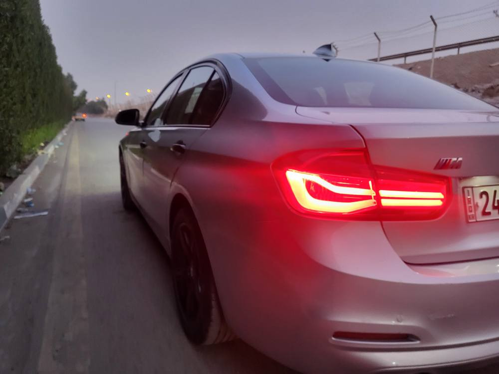 BMW 2018
320i
السعر  148$
بيع او مراوس

عليها غرامات 300$ ينزل من سعر السياره

ماشيه 90000
محرك 2000 توين توربو
بصمه
كشنات جلد
وباقي المواصفات المعروفه
العنوان بغداد الكرخ
*********** بغداد, العراق
