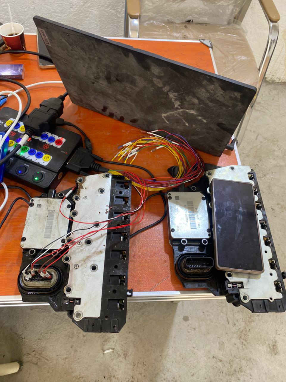 تم بحمد الله 
(برمجه + تعديل +صيانه) جميع كيرات الاوتماتيك امريكي 
#كونيكس
#كروز 
#سونك 
#كوبلت
#اكاديا
#تيران
#ماليبو 
 
العنوان النجف الاشرف حي الصناعي  قرب جامعة الكوفه 
للستفسار واتساب  ***********
