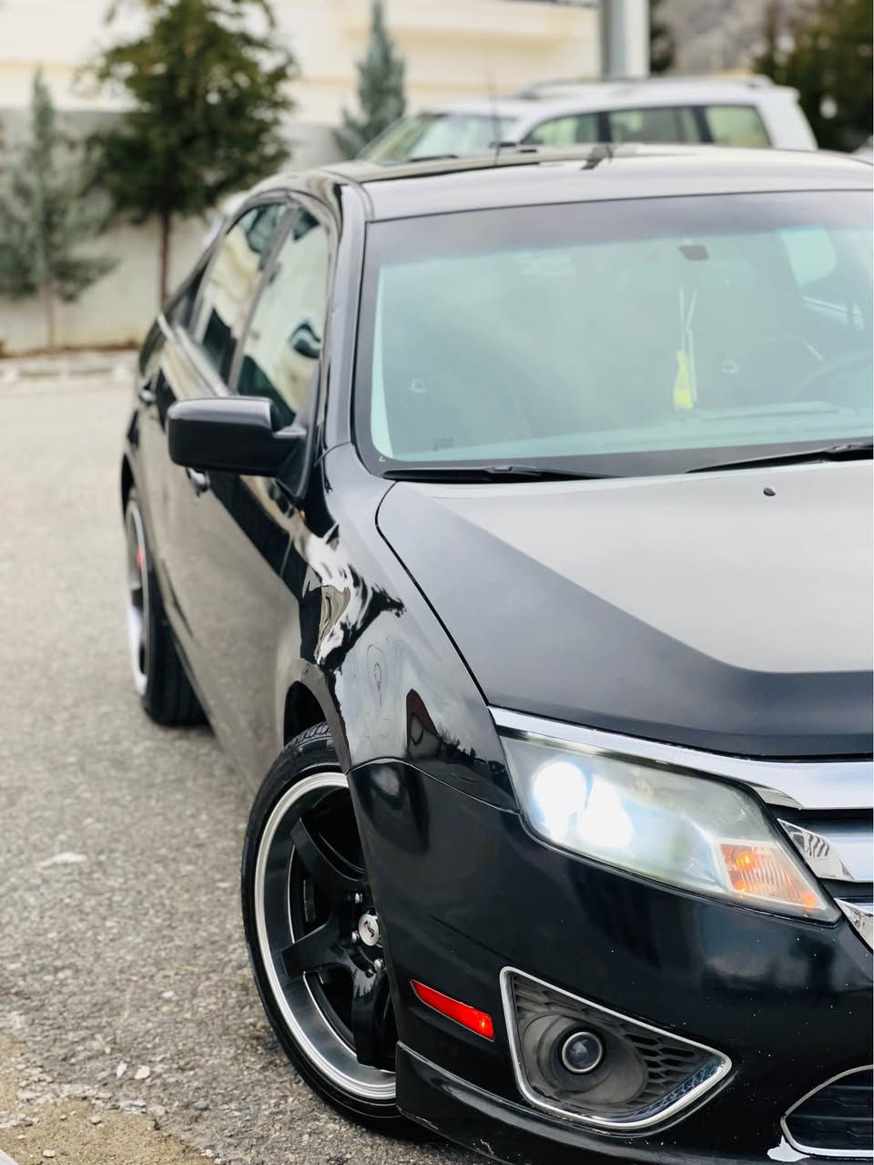 ﷽
بەناوی خوای گەورە   
بۆ فرۆشتن.  للبیع.  🦅
فۆڕد فیوژن 
مۆدێل ٢٠١٠ 
مەکینە ٢.٥ مەرغوب 
لیدی ٧ڕەنگ 
تەحەکوم سوکان 
تەحدید سورعە و سوکان ڤۆڵیۆم
مواسەفات sel 
پێنج پارچەی بۆیاخە بەبێ ناوگرتن 
پێش و دوای کەپسە 
گێڕەکەی کراوەتەوە زۆر مەزبووت و بێ کێشەیە 
بەشەرتی هەموو شتێک تایەی لۆک  و ویلی ویڵدی لەژێرە ١٨٠٠٠٠ مایل ڕۆشتووە 
٤گەڵاو نیو غرامەی تیایە دوای معامەلە ئەیگەڕێنمەوە 
سعری ٨٣ گەڵا و معامەلە 
*********** السليمانية, العراق
