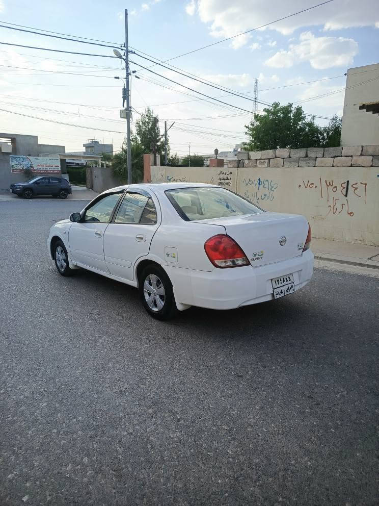 نیسان سەنی مۆدیل 2010 گێڕ تۆماتیک تەبرید سحری خوار بازار تەنیا 63وەرەقە کەمێک مەجال ژمارەی موبایل ***********  گێڕ مەکینە تەبرید بەشەرت چوار جام کارەبایە ئاوێنە کارەبایە abs ناو زەردە چوار تایەی نوێیە بەناو کردن غەرامە بەشەرتە سەیارەکە عام بۆیاخە وەرگەڕاوە شوێن هەولێر گۆرینەوەش دەکەم ئەگەر بە دڵم بێت أربيل, العراق

