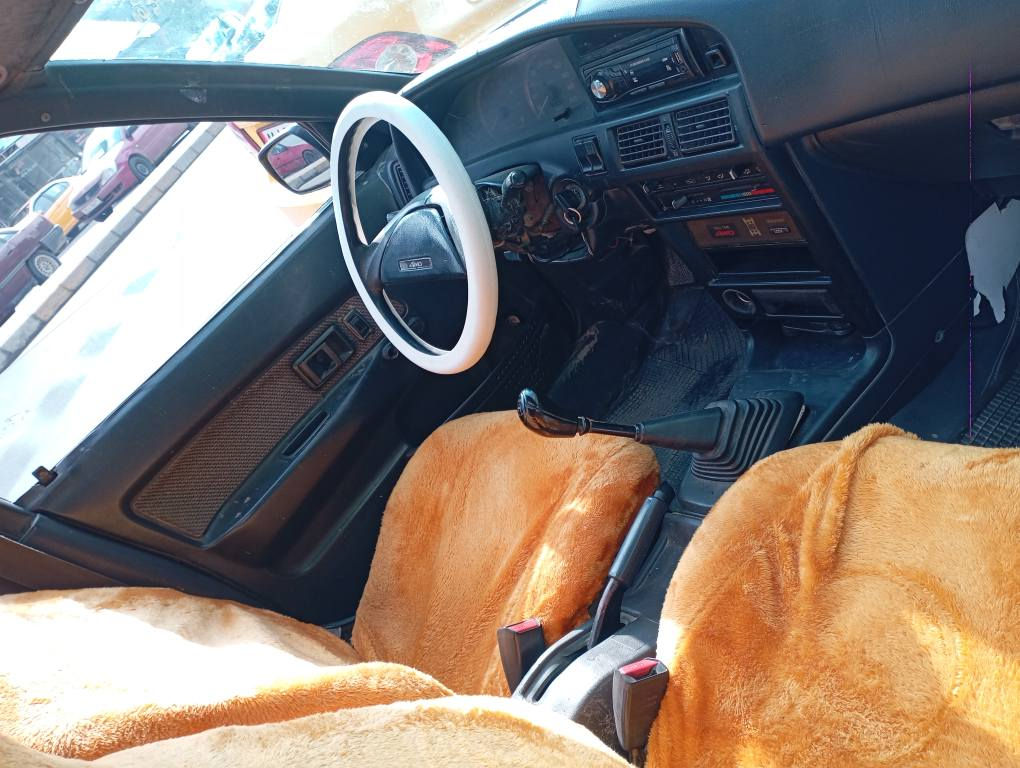 للبيع والمراوس كورلا ١٩٩٣ رقم كركوك عضم عاج دفتر بانزين  شرط الوكاله محرك وكير بالشرط صدر امامي خلفي جديد تخم تأير جديد دبلات جديد سياره جاهزه مابيها اي نقص السعر 35 وبي مجال عنوان كركوك شراي خابر *********** كركوك, العراق
