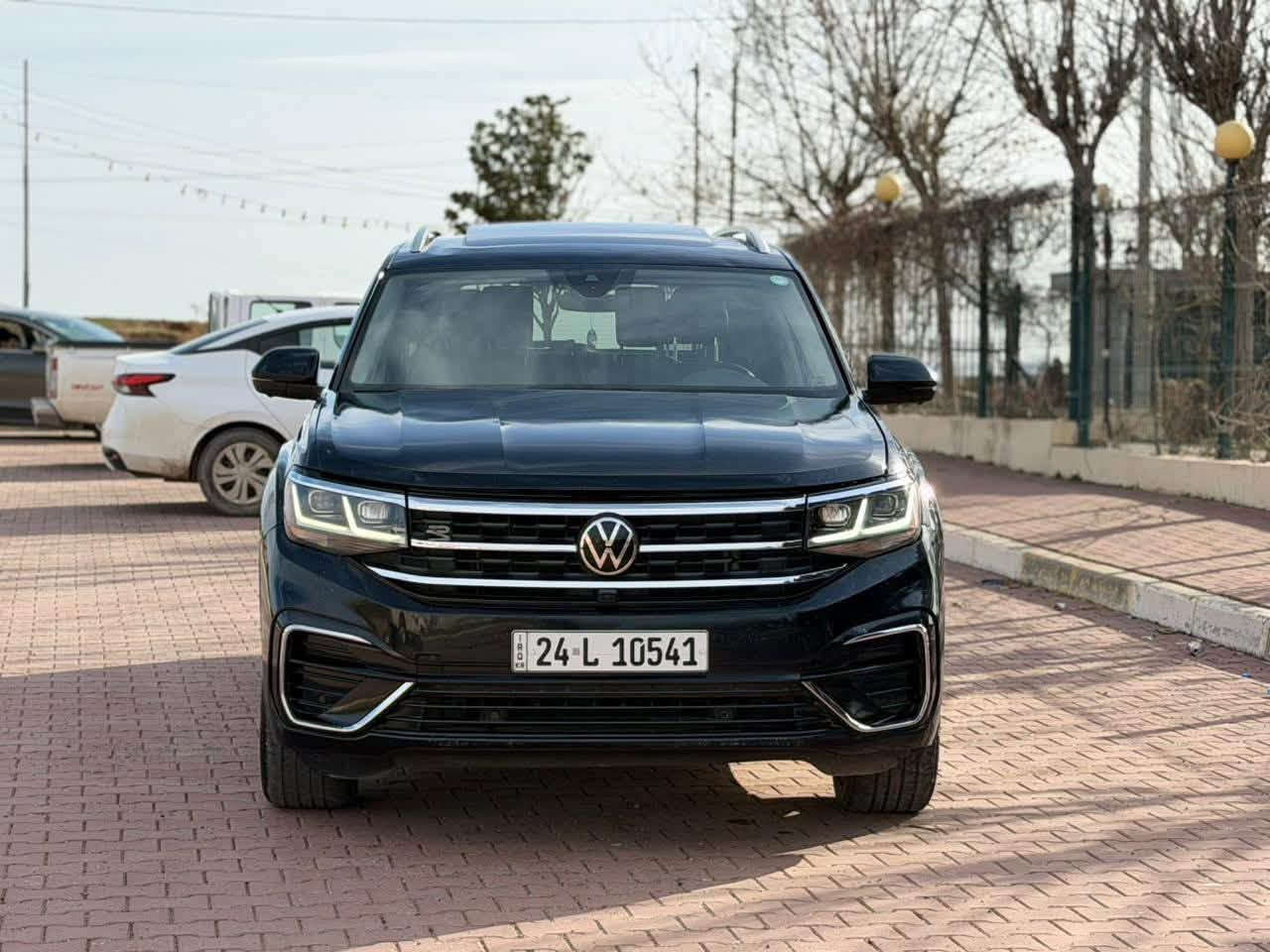 : .اطلس  .2022.v6 .
SEL Premium R line-.4Motio 
‎المواصفات فول فول/1/1/أعلى فئة 

‎حجم المحرك : 3.6( 6 سلندر )
‎المواصفات
‎دة بل اكسل : AWD كيج الكتروني بردات ابواب
‎داخل رصاصي بيلادي فتحه سقف بانورما
‎ابواب بصمة بصمة تشغيل تشغيل عن بعد : REMOTE START
‎مرايا شفط كهربائي+إنارة 
‎سستم سماعات : FENDER شحن وايرليس
‎اوتو بارك : AUTO PARK
‎اوتو هولد : AUTO HOLD
‎اوتو ستارت : AUTO STARD
‎صندوق شفط كهربائي+🦵
‎ شاشة دشبول ديجيتال
‎اوتو هولد
‎اوتو ستارت
‎اوتو بارك : AUTO PARK
AUTO HOLD:
AUTO STARD:
‎اوتو ستوب : AUTO STOP
‎نظام : GPS
‎نظام : ECO
‎نظام : NORMAL
‎نظام : SPORT
‎نظام : SNOW
‎نظام
OFFROAD
‎نظام OFFR.CUSTOM
‎كشنات : VIP
‎كشنات جلد
‎كشنات جلد تدفئة+تبريد +خزن+ميموري
‎كاميرة " 360
‎كاميره امامي
‎كاميره جانبي
‎كاميره خلفي
‎هاند بريك بصمة
‎رادار 360
‎رادار امامي ( تحديد مسار )
‎رادار جانبي ( نقاط عمياء )
‎رادار خلفي ( التحذير من الاصطدام )
‎حساسات 360
‎1.حساسات امامي
‎2.حساسات جانبي
‎3.احساسات خلفي
‎تحكم اسيرين استيرن تدفئة تبريد المس تبريد مركزي
‎لايتات LED زينون متحرك بيلادي بكلايتات LED بيلادي
‎ويل كروم حجم 21
سعر :245$مجال
سبواغ 4 قتعة

چةمالخ بابين 
بونيد بدون داخلي بدون شاصي 
‎***********    رقم واتساب


**إذا كنت صاحب هذا الإعلان وتريد حذفه لأي سبب، رجاءا أرسل رسالة إلى الدعم الفني**