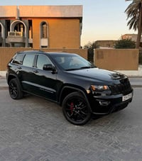جيب ٢٠٢٠ اسود محرك ٣٦٠٠  ماشية 77 ميل حادث جانبي خفيف وبسيط بدون دواخل...