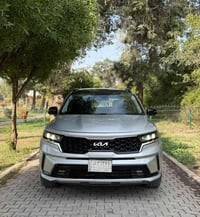 كيا سورنتو 2022 السياره فووول مواصفات خمس كامرات كشن ميموري تدفئه تبري...