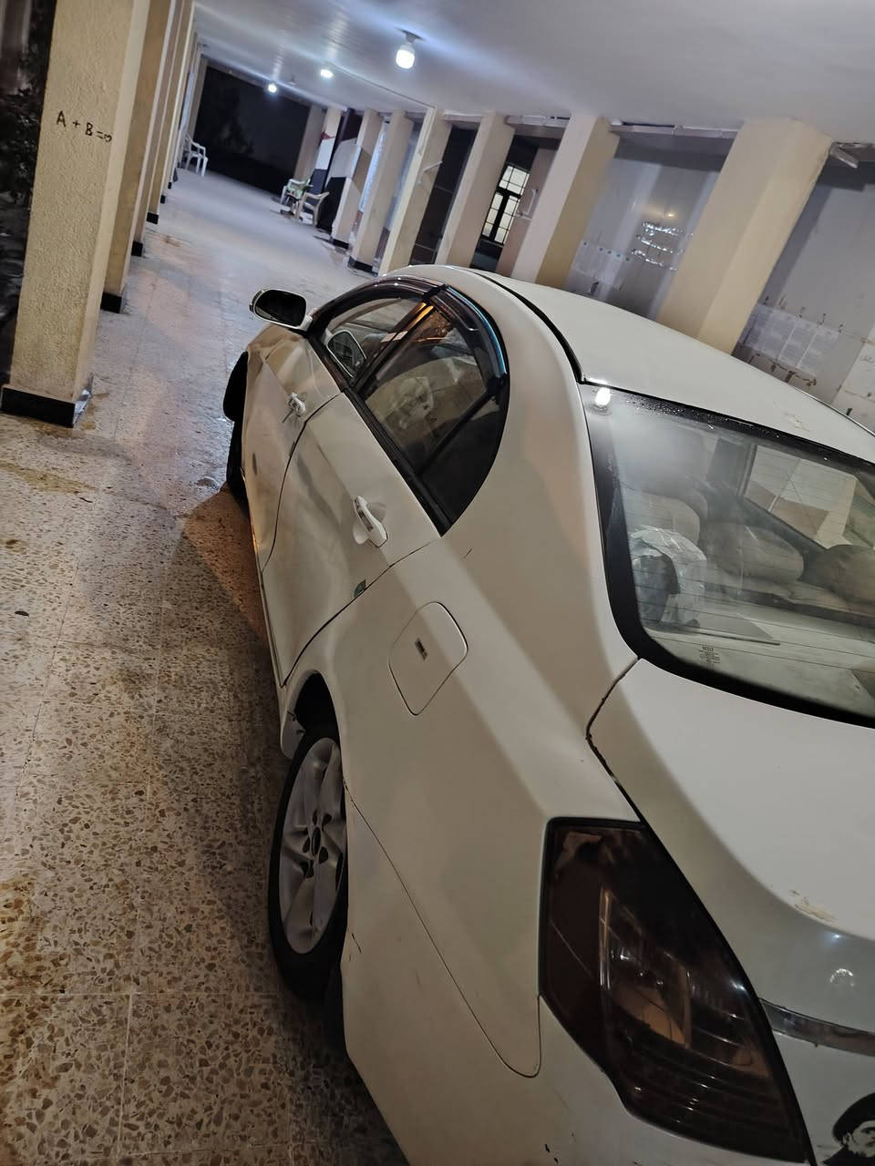 جيلي ام كراند مديل 2012
محرك وكير كورلا بيكاجو 1800 بيها خيط تبخير توة بادي السيارة مصبوغه عام جماليه بيها ضربه بالباب الي بصف السايق موضح بالصورة رقمها نجف مشروع وطني تتحول هنا بالبصرة بأسمي سنويه لل2030 رقم انكيلزي السعر 37 وبيها مجال العنوان البصرة شط العرب  ***********
