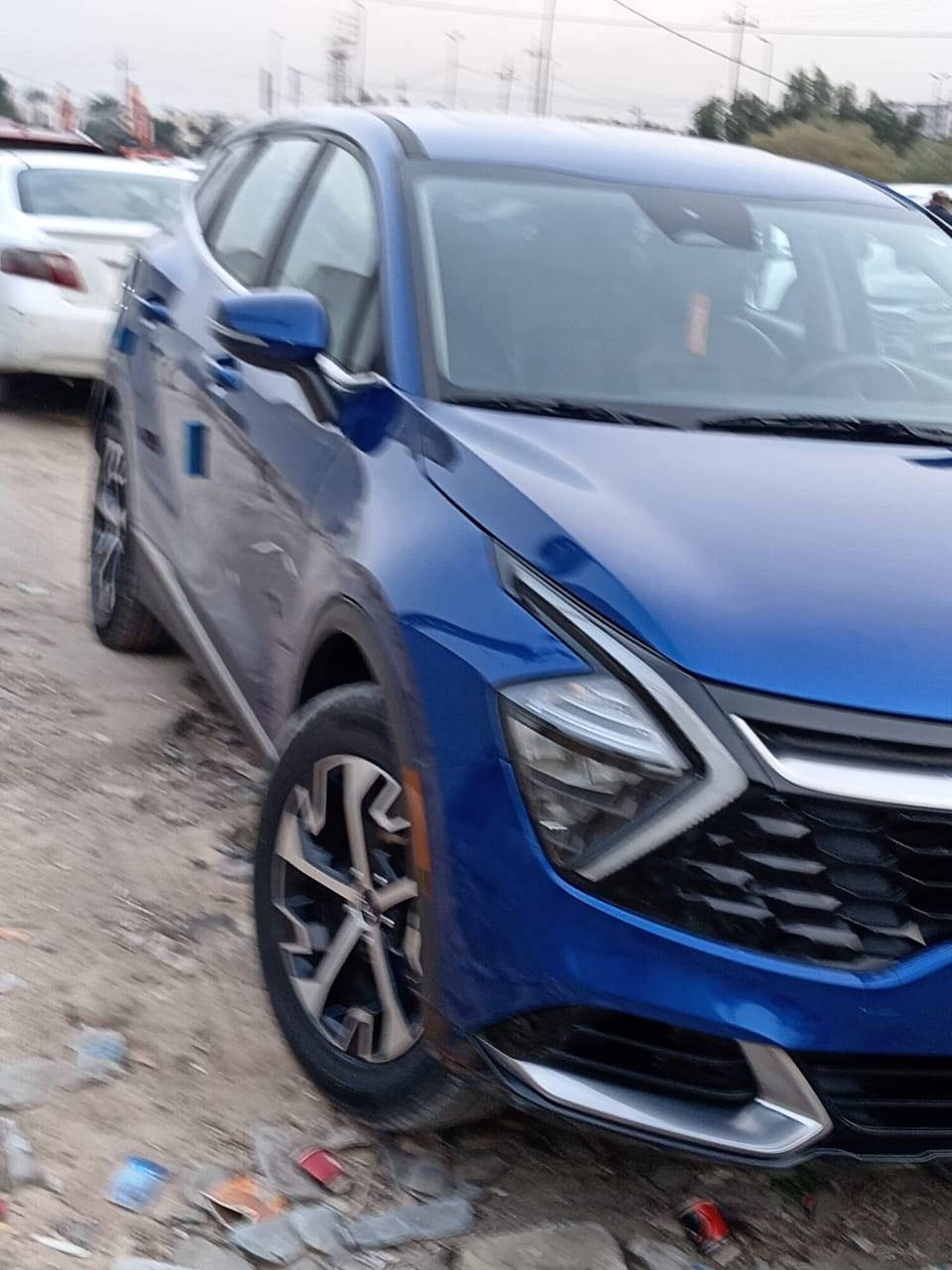 سلام عليكم سبورتج ٢٣ امريكي فول من عدة الفتحه لغد شاصي كير،محرك كفاله حادثها بسيط رقم اربيل الجديد  با اسمي  العنوان بغداد الدورة السعر  ١٩٠  الاتصال ***********
او *********** واتساب
