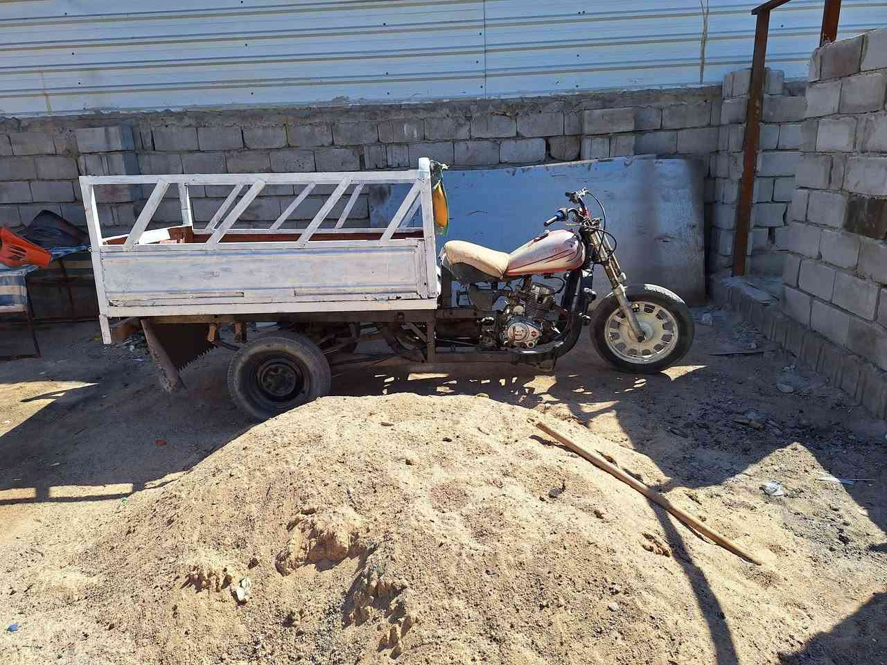 سلام عليكم عنواني بصره ابو الخصيب ستوته كلش نضيفه محرك ميتين  بدي تفصال هذا رقمي ***********
