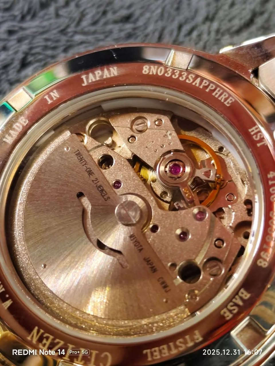 ساعة(ستیزن) اوتوماتیك
نافذة للعرض التاريخ
نسبة النظافة جدید مامستعمل
قطر 40ملم 
السعر175دولار 
مکان/السلیمانیە
یوجد توصیل


**إذا كنت صاحب هذا الإعلان وتريد حذفه لأي سبب، رجاءا أرسل رسالة إلى الدعم الفني**