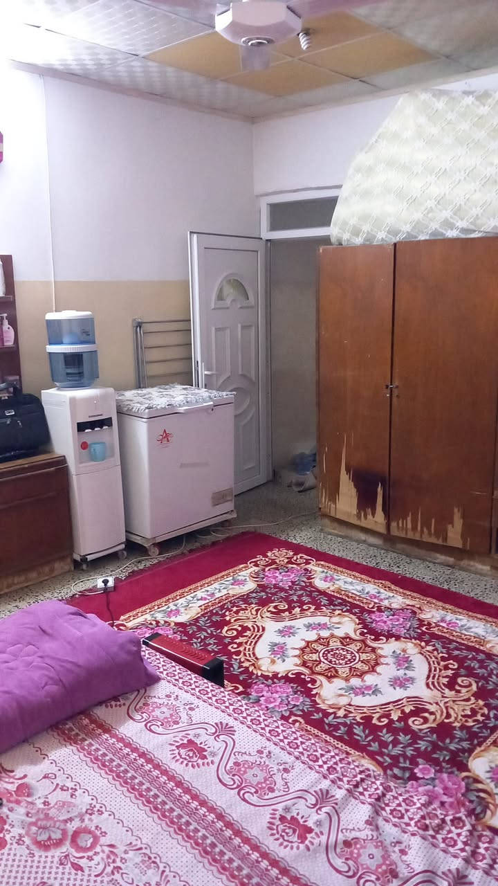 🏡✨ فرصة مميزة للبيع في حي عدن – الموصل ✨🏡
📍 دار للبيع في حي عدن، قريب جداً من سوق عدن وفي موقع حيوي ومطلوب.
📐 المساحة: 118.5 متر 📏 الواجهة: 5.5 متر 🏠 البناء: طابق واحد
✅ صالح للسكن مباشرة ✅ أو مناسب للاستثمار بحساب أرض 📜 سند طابو 🔹 البيع بشرط الوكالة أو التحويل
💰 لمعرفة السعر والتفاصيل يرجى التواصل على الأرقام:
📞 *********** 📞 ***********
🏢 أو زيارة مكتب سنابل الخير للعقار 📍 حي البكر – سايدين الكنيسة – قرب جامع الصادقين
📢 عندك عقار للبيع أو للإيجار؟ تواصل ويانا على الخاص، ونحن بخدمتكم دائماً ونوفر أفضل العروض العقارية داخل الموصل. 🌟 مكتب سنابل الخير للعقار – ثقتكم أساس نجاحنا 🌟

