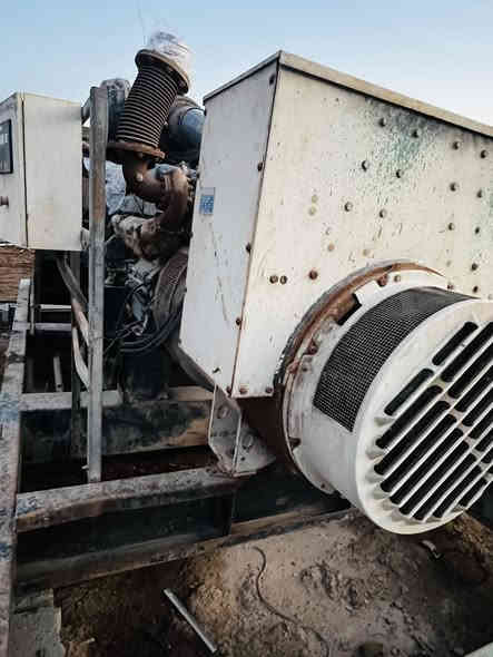 السلام عليكم 
مولده كاتم  للبيع 16سلندر دبل شوته مروحه كبيره تانكي كاز ١٥٠لتر راس توليد نضيف
كفره موجود محركه كمنز 
أي استفسار 
***********
***********
