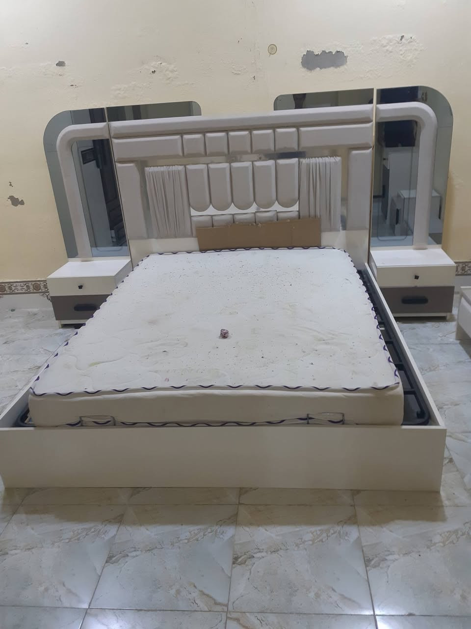 غرفه تركيه جديده  انه مكلف اتصل على الرقم  ***********
