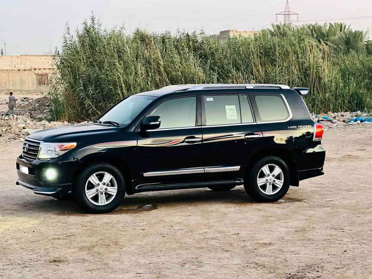 السعر 📍298
الهاتف —***********

لاندكروز 2012 بريم اصليه 
مكفوله كفاله عامه 

رقم بغداد بسمي شخصيا 
رقم وسنويه وهزه كله جديد 
مكينه v6 

السياره مكفوله كفاله عامه 
مكان السياره النجف الأشرف
