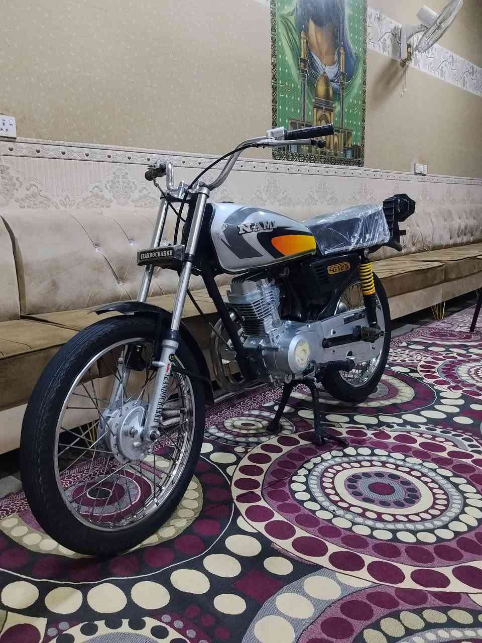 سلام عليكم شباب للبيع  دراجه نضيفه ومابيها اي نقص لا تبخير ولا نضيح تعمير ارشيا ايراني غراض ٢٥ دراجه كلك مكفوله محرك مفتوح مره وحده مبدل بستم شراي يتواصل. وبلعافيه ع ياخذها
مكان كربلاء حي العباس فرع لول ***********
