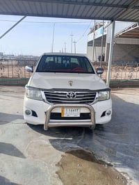 للبيع بيكم تيوتا موديل ٢٠١٤ كويتي شاصي ١٩ كير اوتوماتيك رقم ديالى  ألد...