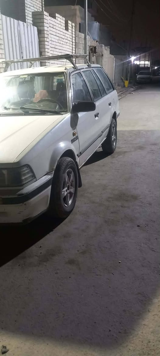 سلام عليكم سياره البيع موديل
1991 رقم انكليزي تحويل ثاني يوم كهربائي كله شغال 
سنويه لحد 32 مكينه وكير كورله بلادي داخله جديد سياره ربع ماتخلي عليه السعر 18
مكان الفلوجه 
***********/***********
