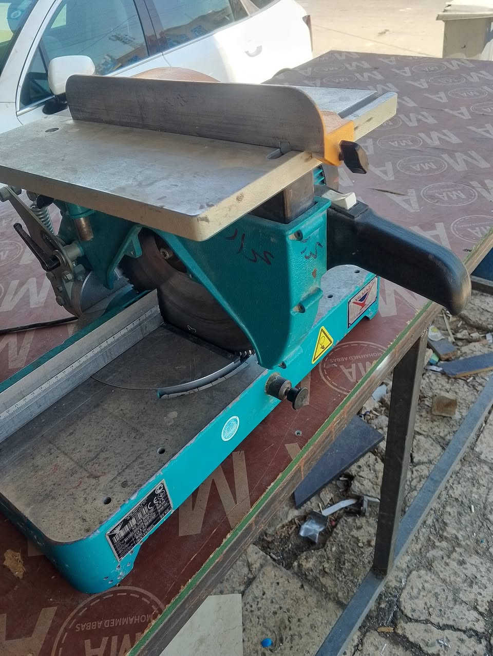 كتر للبيع نضيف فقط دكمه نقص عنوان بغداد هاتف ***********
