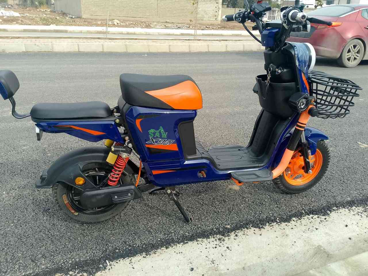 ماطور شحن للبيع 2025 X900
5بطايات دبل 32امبير يمشيك 50كيلو 
فول مواصفات بي نظام R
لايت زينون عالي ناصي عدسة+ بومة
سرعة 100 بريكات هايدروليك 2
دبلات غاز بلوتوث سماعة اج بي 
ماطور فول مواصفات مابي اي نقص 
مستعمل شهر واحد فقط 
السعر 450 وبي مجال 
العنوان موصل
***********
